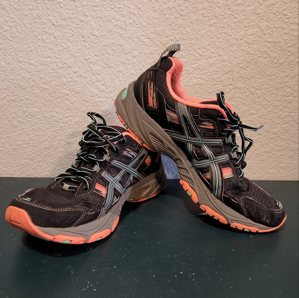 Asics Women’s GelVenture 5 Running Shoe Gem